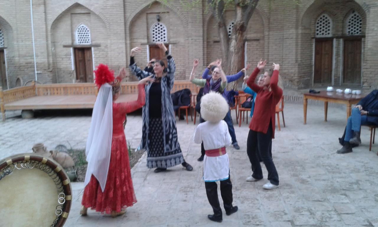Guest House Orzu Khiva Exterior photo